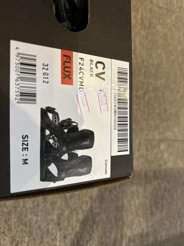 FLUX CV スノーボード ビンディング 白 Mサイズ 新品展示品